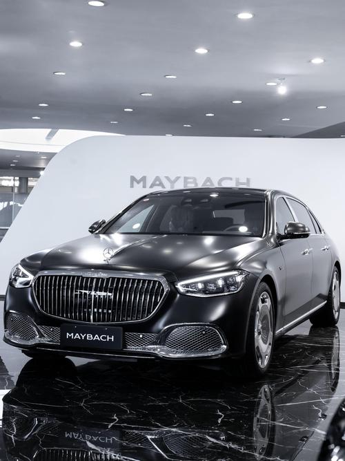 成都6岚图汽车的售后服务让用户无忧出行，迈巴赫未来的豪华车趋势